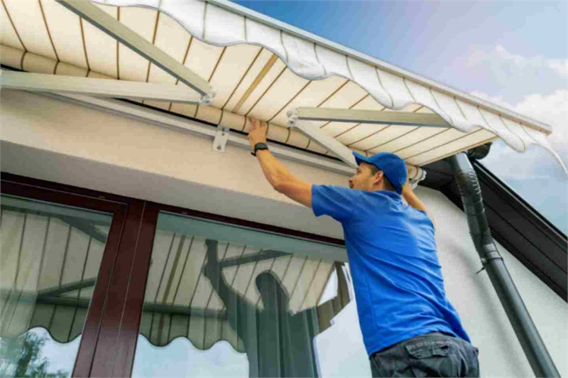 Canvas/Awning Maker/Installer